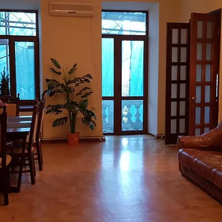 Superb Queen - Location, Derybasivska Apartamento *